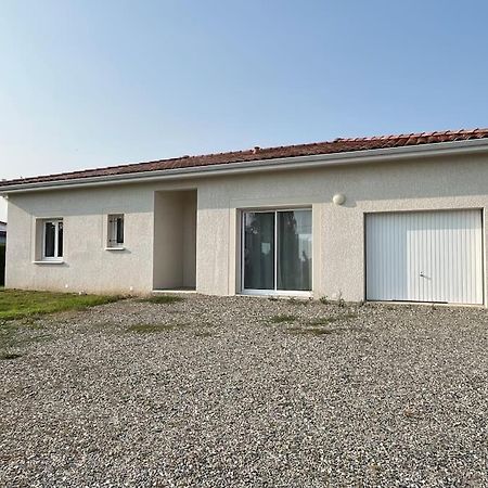 Maison A Saint Elix Le Chateau Bagian luar foto